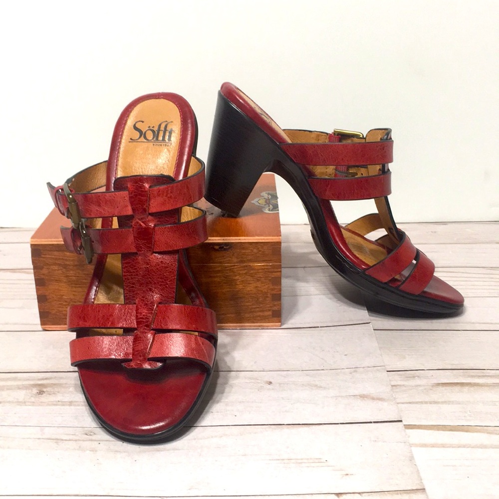 Sofft red sandal heels Sascha